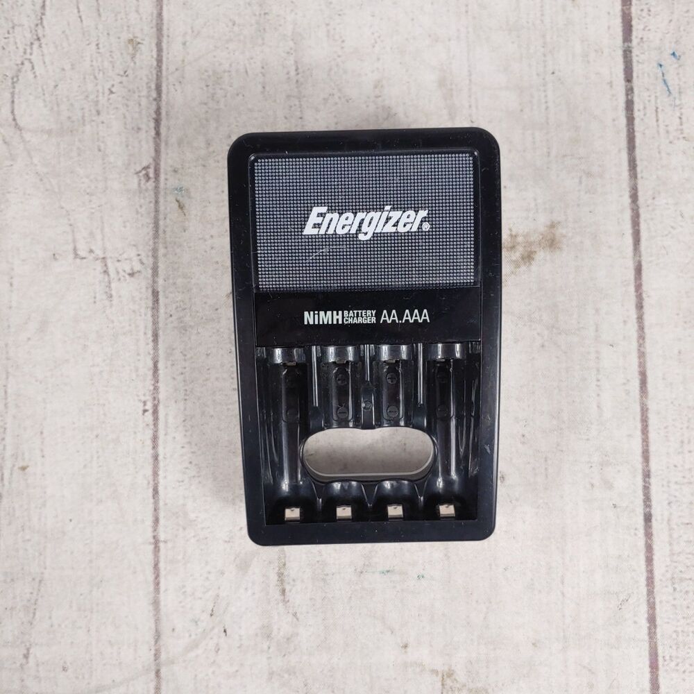 Energizer NiMH Battery Charger CHVCM4 for AA/AAA Rechargeable Batteries TESTED